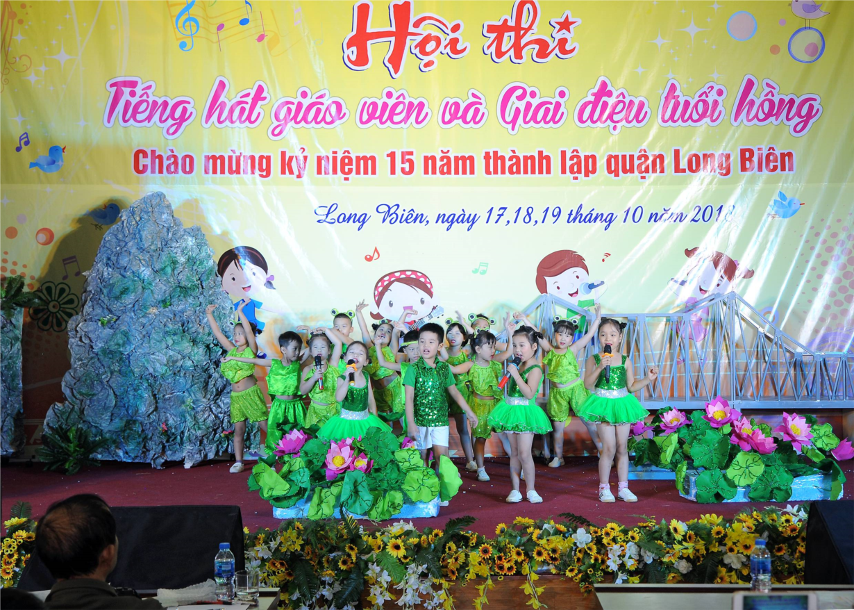 Hội thi Tiếng hát giáo viên - Giai điệu tuổi hồng năm học 2018-2019 (14).jpg